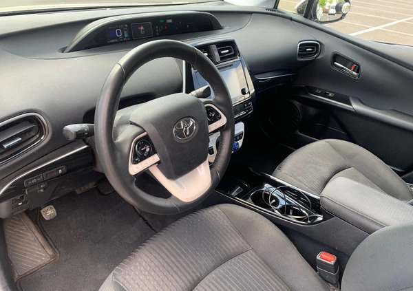Toyota Prius cena 79999 przebieg: 144000, rok produkcji 2018 z Warszawa małe 232